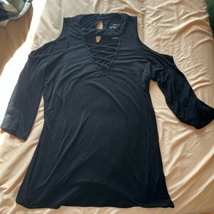 Torrid Black Cold Shoulder Longsleeve XL